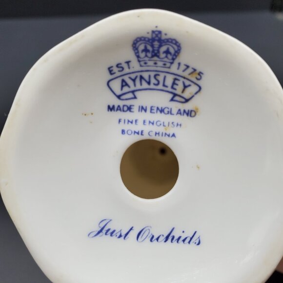 Aynsley Just Orchids Salt & Pepper Shakers English Bone China Floral Shakers - Picture 9 of 9